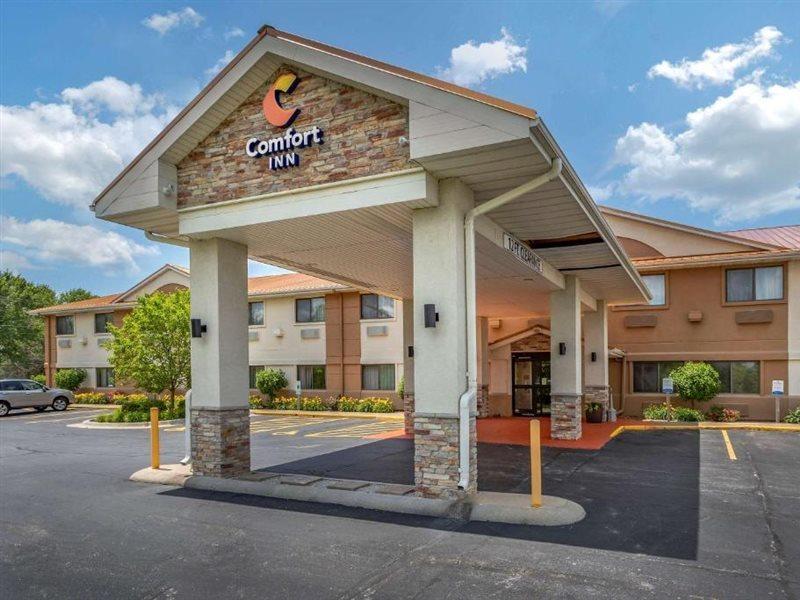 Comfort - Quad Cities 3*